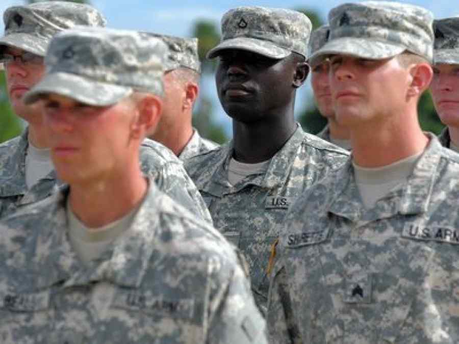 La loc comanda: Biden suspendă decizia lui Trump