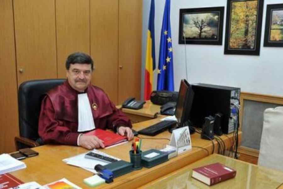 Toni Greblă: ”Preşedintele Klaus Iohannis este în campanie…”