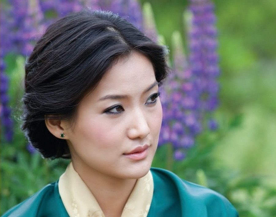 Regină la 21 de ani