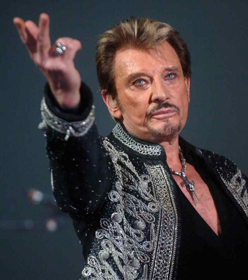Johnny Hallyday a încetat din viață