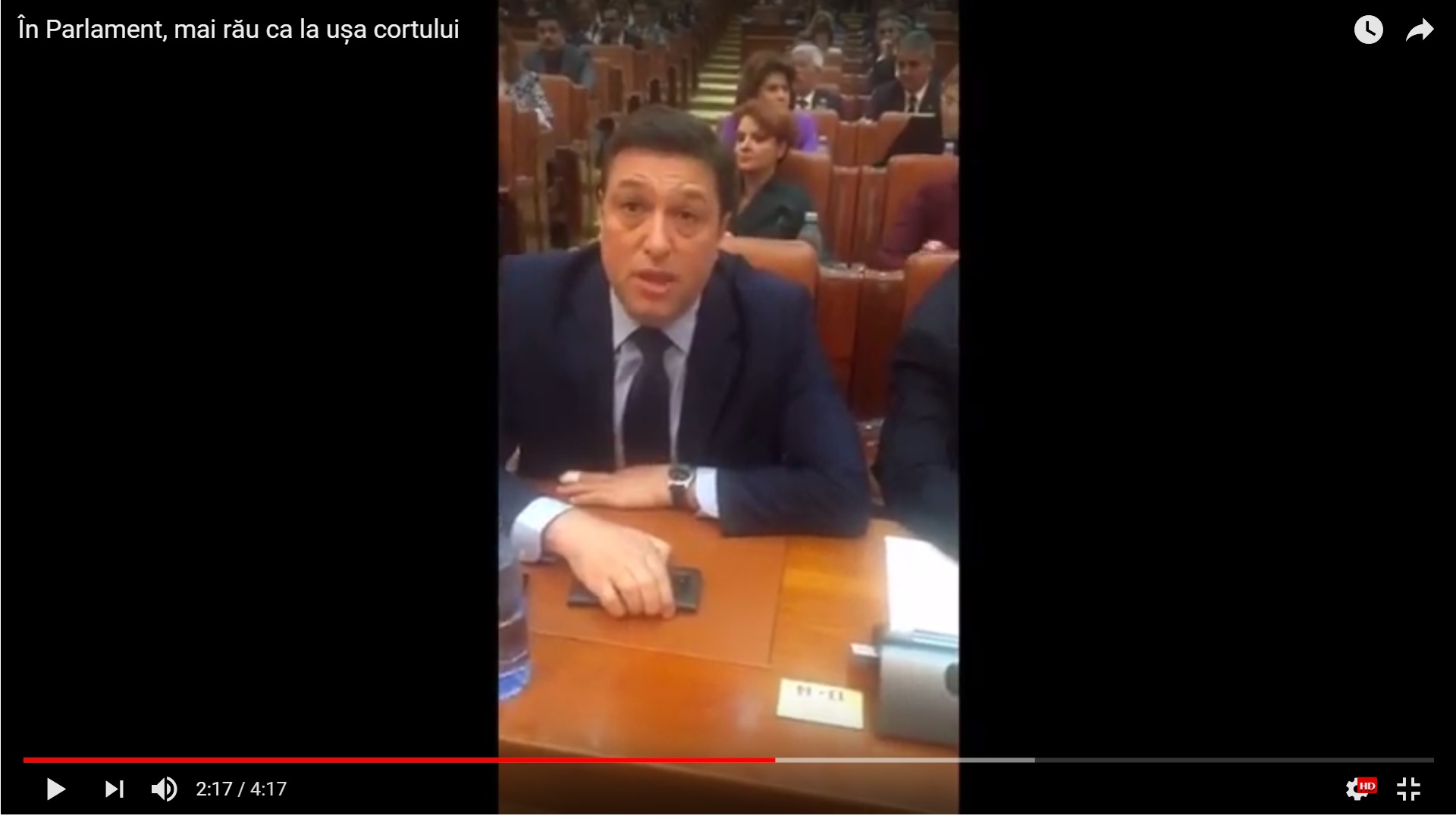 În Parlament, mai rău ca la ușa cortului