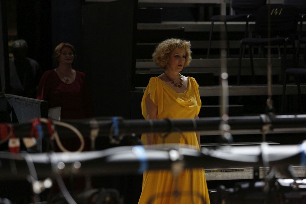 Premieră în regia lui Tilman Hecker: Mașina se oprește (Mașina Apocalipsei)