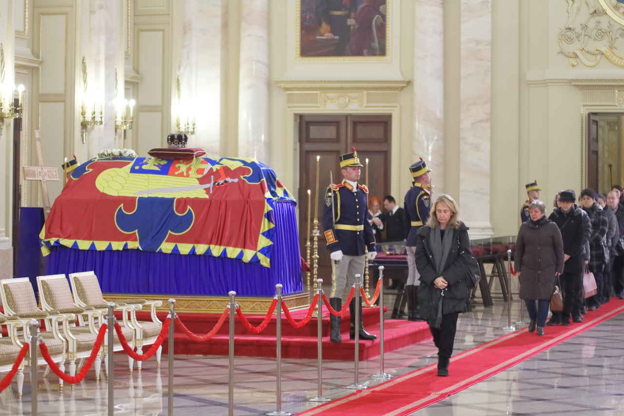 MT vrea bani mai mulți pentru funeraliile Regelui Mihai I