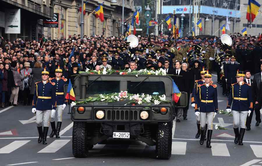 Iartă-ne, Majestate!