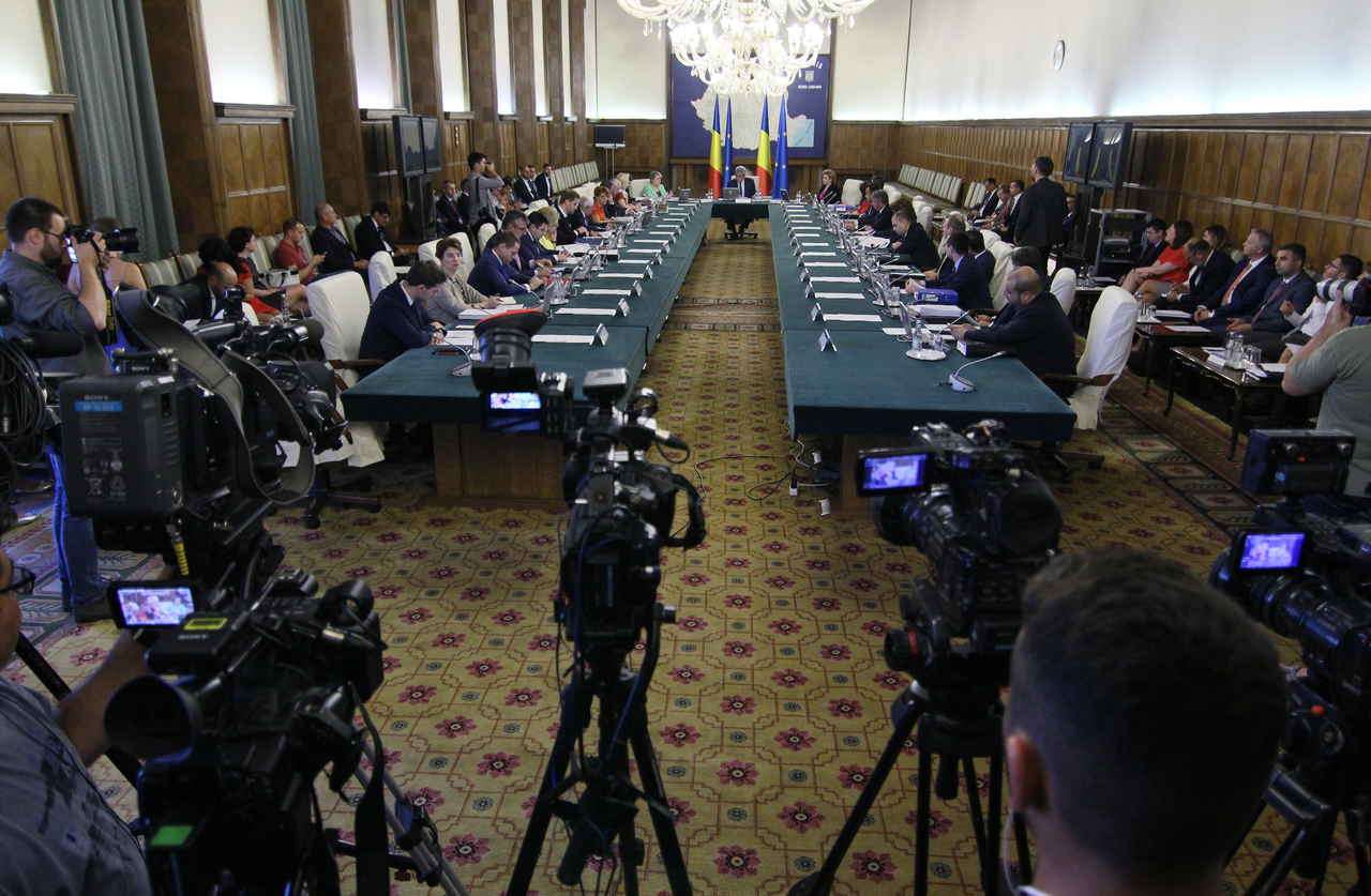 Anul economic 2017: între realizări și bulversare totală