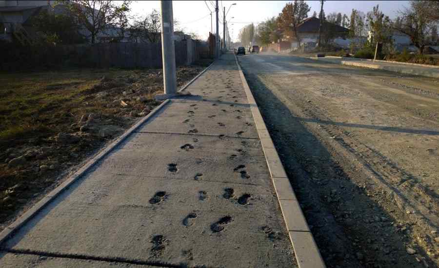 Asfaltări pe ploaie