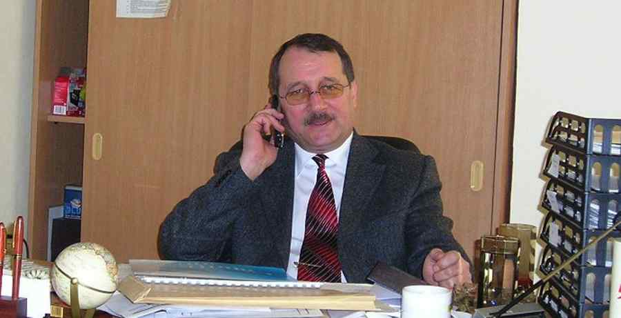 Mircea Băsescu cere în instanţă daune de un milion de euro