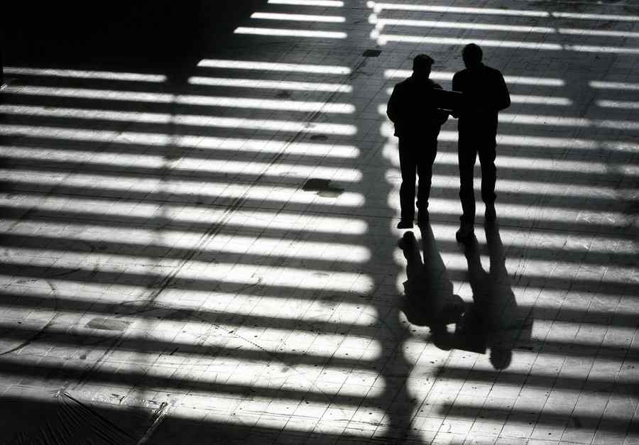 Statul-națiune împotriva corporațiilor