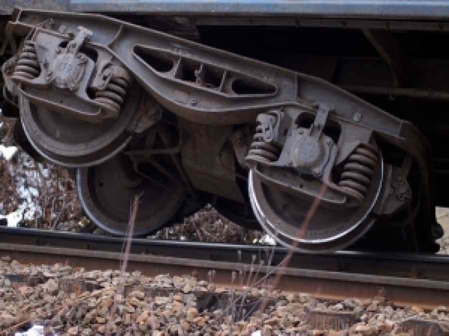 Locomotiva unui tren de marfă a luat foc