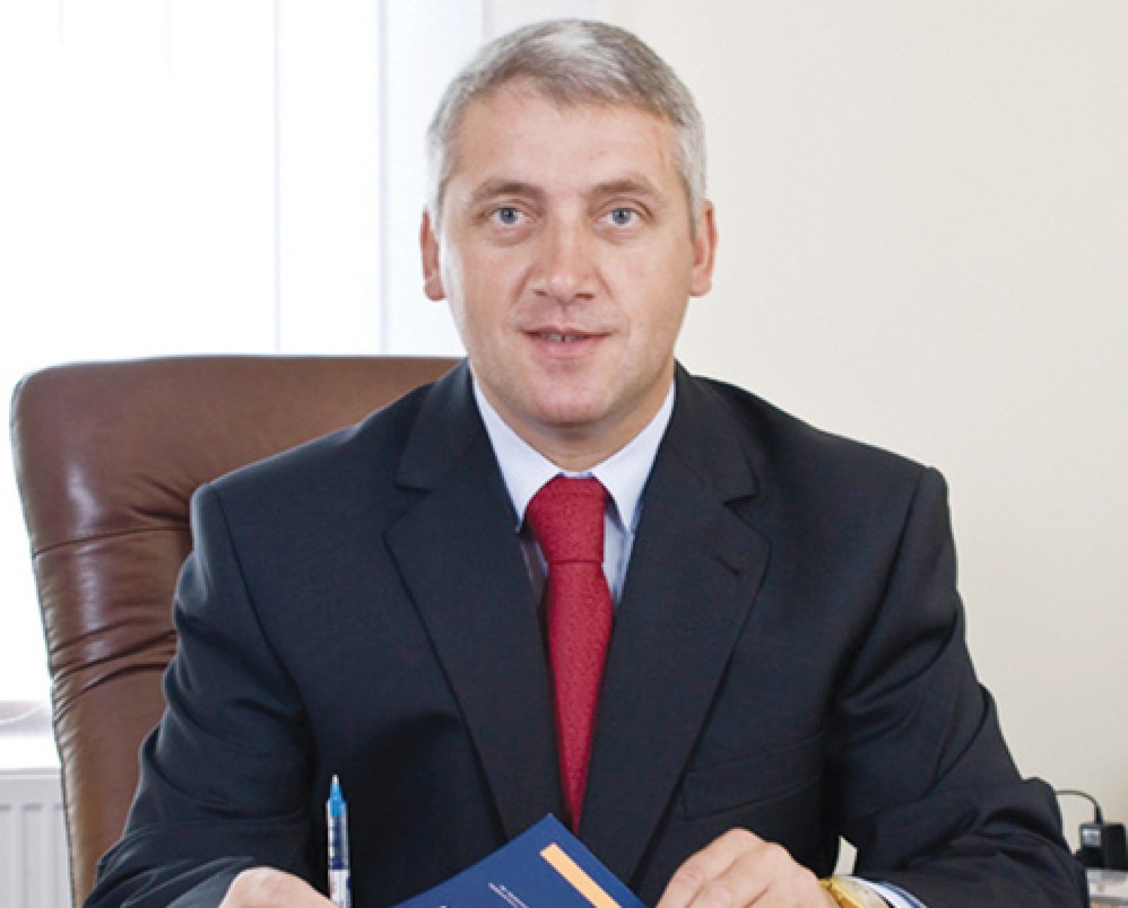 Adrian Ţuţuianu se retrage  din Consiliul Naţional de Integritate