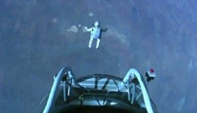 Austriacul Felix Baumgartner, mai rapid ca sunetul