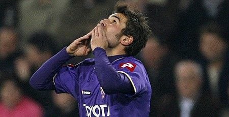 Mutu a fost amendat de Fiorentina cu 150.000 de euro