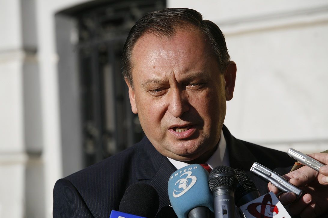 Ion Stan: „Puterea portocalie – o tagmă de jefuitori, o clică trădătoare a intereselor naţionale”