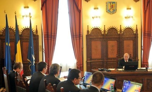 CSAT a decis suplimentarea trupelor româneşti în străinătate