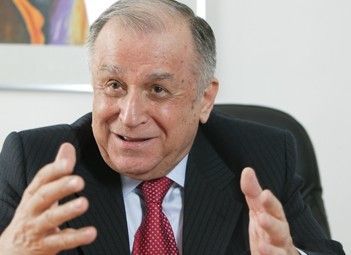 Iliescu, despre alianţă: Nimeni nu face concesii la platforma sa ideologică