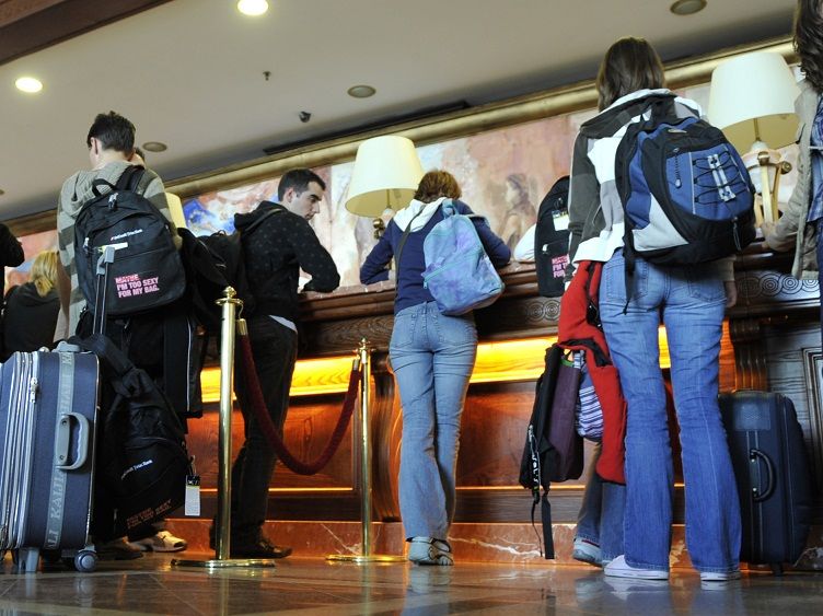 Cifrele care confirmă prăbuşirea turismului