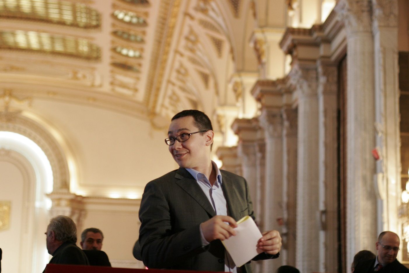Ponta semnează Declaraţia de la Atena