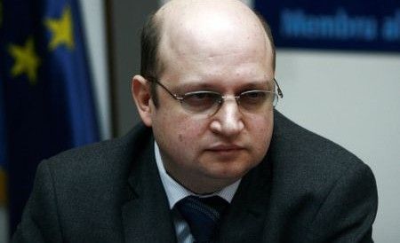 Preşedintele Pro Lex va anunţa numele Reginei din vămi: Este un fost ministru al României