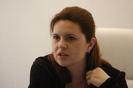 Adriana Săftoiu: Crin Antonescu are probleme cu trecutul lui