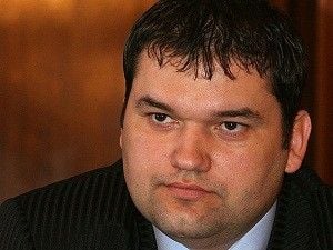Cseke: Cei care scot lumea în stradă la spitale să înceteze cu astfel de manifestări