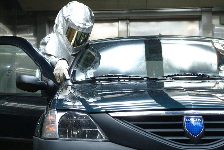 Dacia ar putea întrerupe temporar producţia la unele secţii