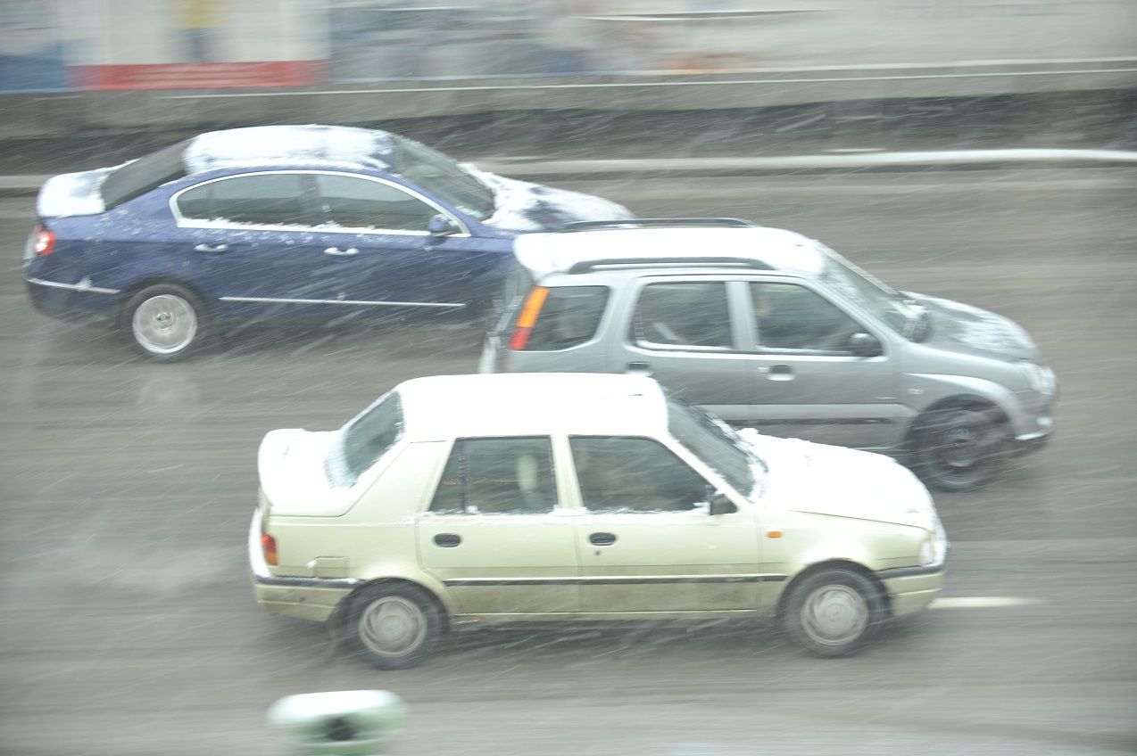 Braşov: Se circulă în condiţii de iarnă
