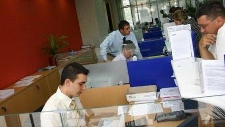 Ce oferte de angajare au băncile din România