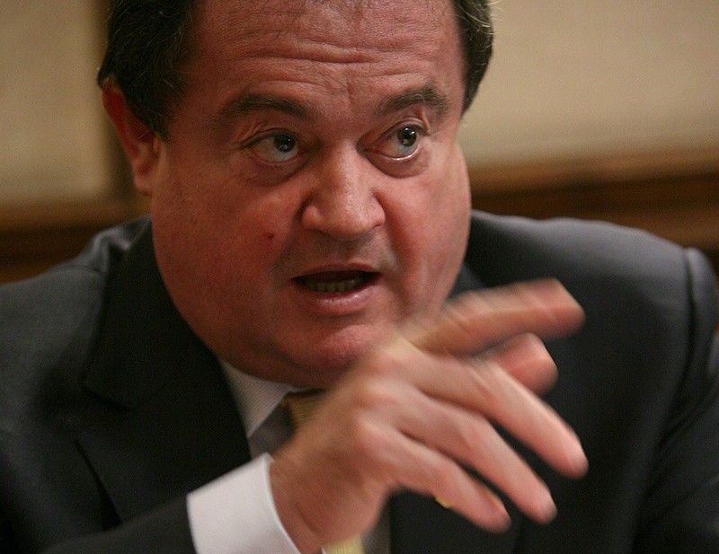 Blaga: Pot ajuta partidul şi din afara Biroului Permanent Naţional