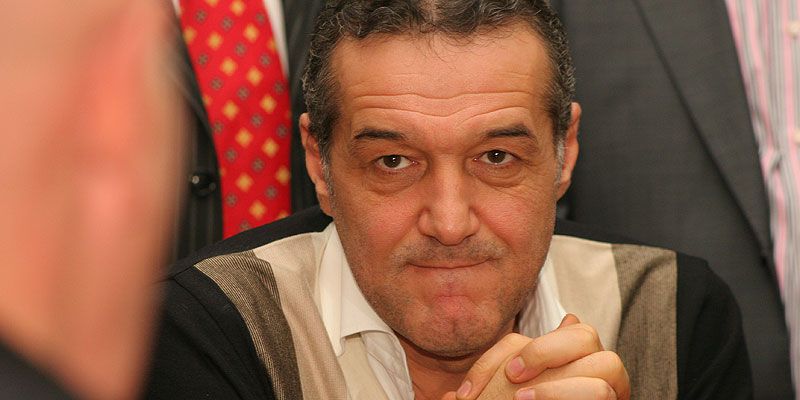 Becali vrea doi jucători de la FC Timişoara