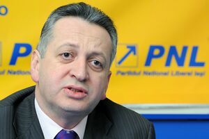 Relu Fenechiu: „Ungurii au ajuns să reorganizeze teritorial România!”