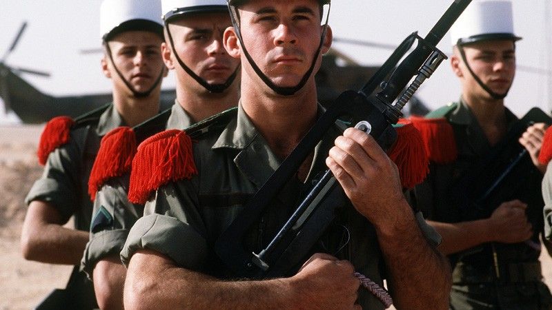 Salarii de 3.000 de euro în Legiunea Străină