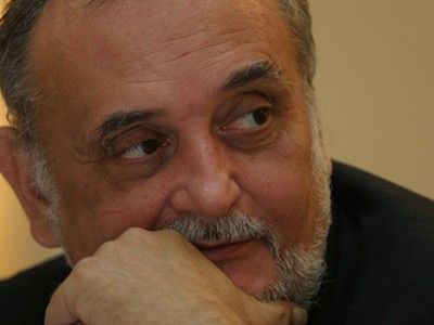 Vrea Patriciu să rupă din nou PNL?