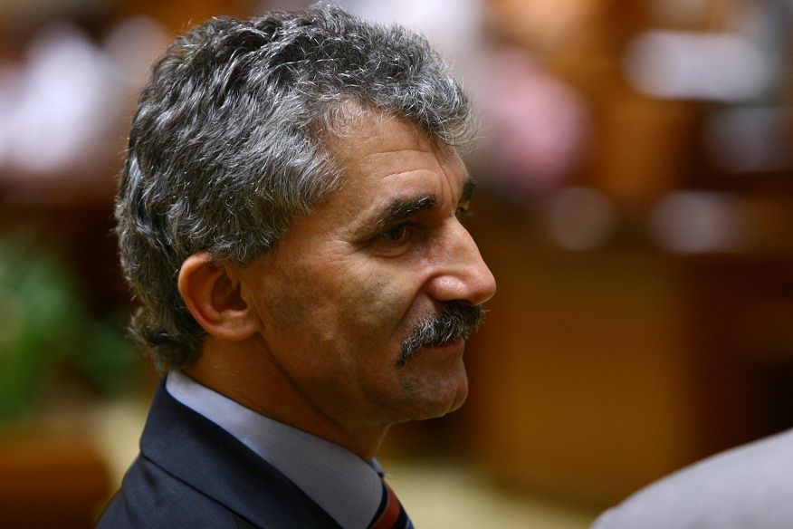 Oltean: Dacă UDMR nu e de acord cu oferta 8+2, renunţăm la reorganizare până după parlamentare