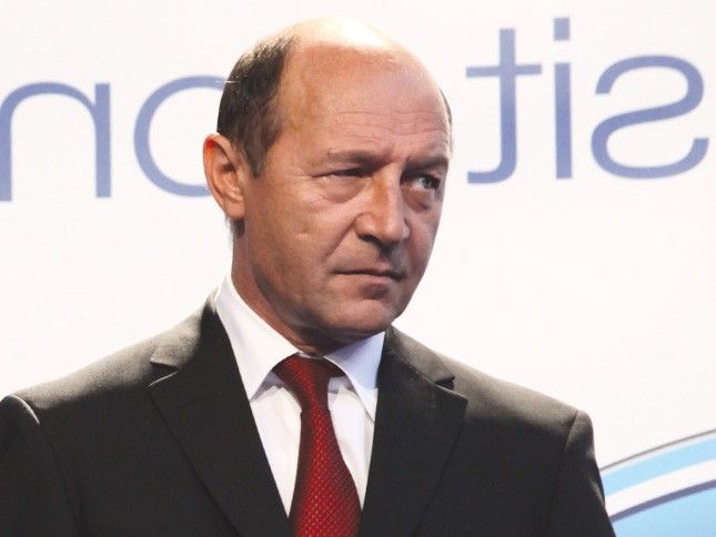 Deutsche Welle: Anticomunistul Băsescu se întoarce la naţionalism şi „clasa muncitoare”