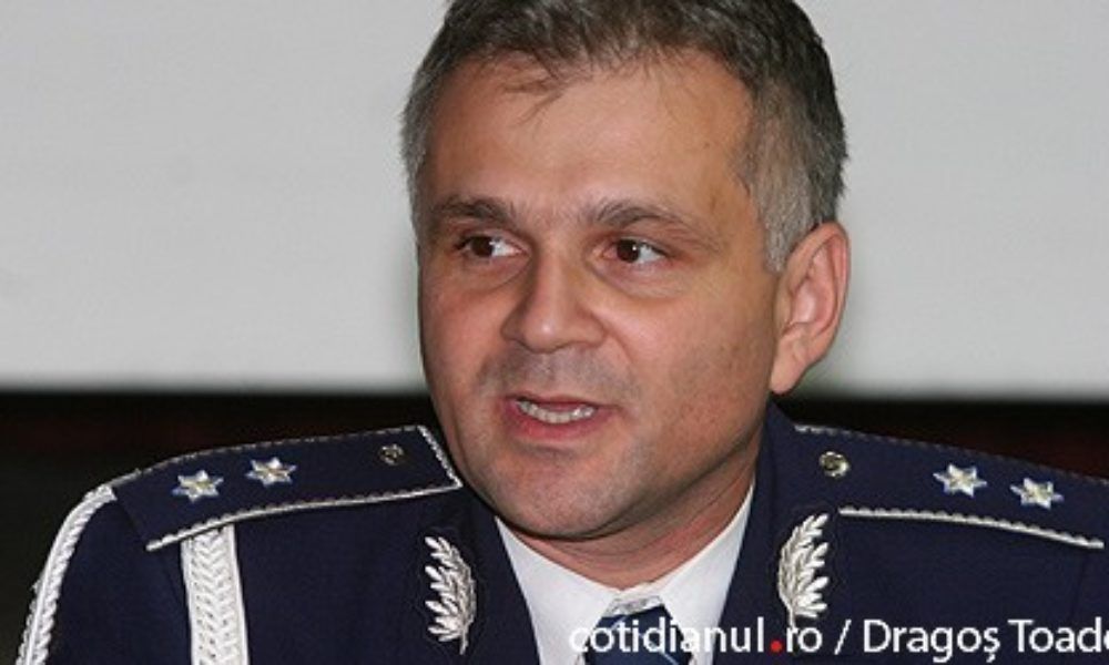 sulfur bribe Pebish Christian Ciocan este şeful Biroului de informare a presei din Poliţia  Română