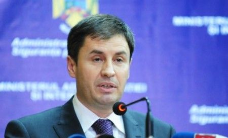 Igaş, atac la Ponta: Îi depăşeşte pe Iliescu şi Năstase prin impertinenţă