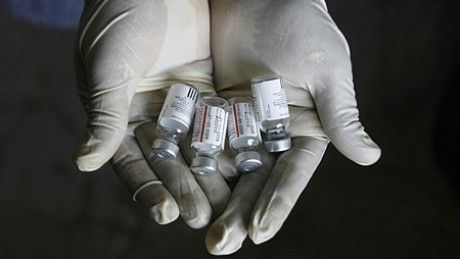 Peste 18.000 vaccinuri, în valoare de 1,5 milioane lei, au expirat în depozitele DSP Vaslui