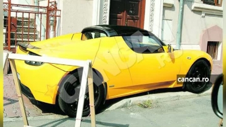 Afaceristul Remus Truică şi-a cumpărat maşină electrică de 80.000 de euro