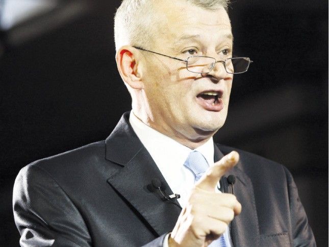 Sorin Oprescu: Reabilitarea faţadelor din Centrul Vechi ar putea începe până la sfârşitul anului