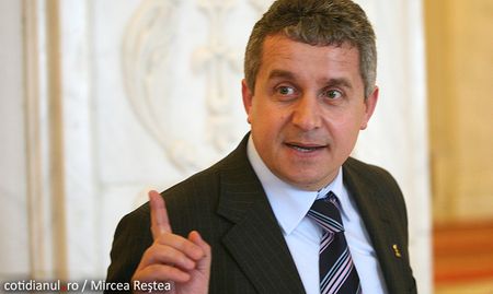 Buda: PSD a întins coarda prin plângerea penală anunţată, să nu se joace cu focul