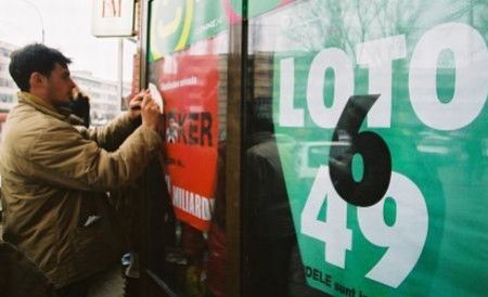 Loto 6/49: Premiul de peste 5,2 milioane de euro se reportează