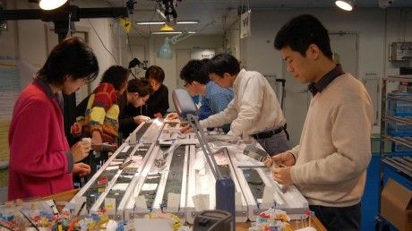 Studenţii români vor să-şi înceapă cariera în China sau America de Sud