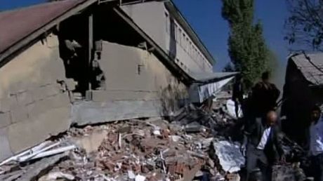 Cutremur în Turcia: peste 200 de morţi, potrivit unui nou bilanţ provizoriu