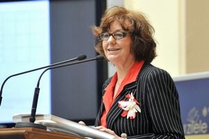 Ana Blandiana spune că niciodată nu a ştiut câte trepte a avut cenzura