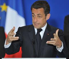 Organizarea referendumului în Grecia ameninţă strategia electorală a lui Sarkozy