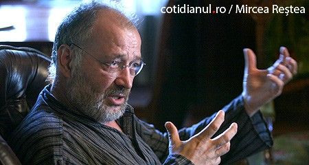 Stelian Tănase: Mă întreb ce ascunde această coincidenţă între înlăturarea lui Geoană şi arestarea lui Vîntu