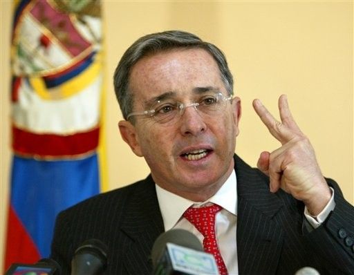 Justiţia columbiană cere parlamentului o anchetă în cazul fostului preşedinte al ţării