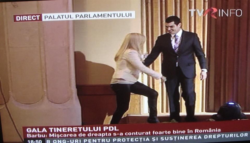 Ce mai difuzează televiziunea publică?
