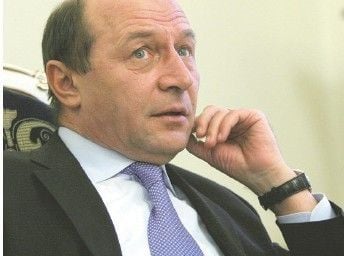 Băsescu ocoleşte degeaba zarzavaturile olandeze