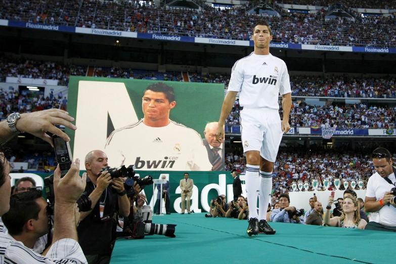 Adidas şi Nike îşi revendică întâietatea la Cupa Mondială 2010